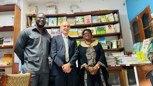 Gabon – Diplomatie / Culture: L’ambassadeur de Turquie, S.E Can Incesu au cœur des Editions Ntsame!