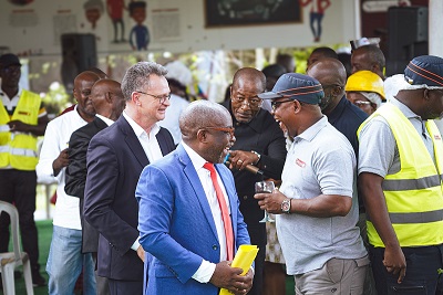 SOBRAGA rend hommage au dévouement de ses retraités par une dotation de véhicules