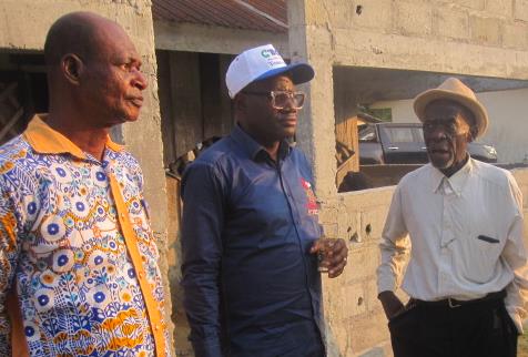 Gabon – Bolossoville: L’honorable député Eric Essono Mezui a rencontré sa base!