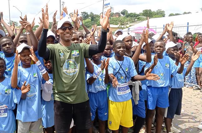 Gabon – Lambaréné: Le «Cross sous l’Equateur» au goût d’un baptême de feu réussi pour le ministre Paul Ulrich Kessany!