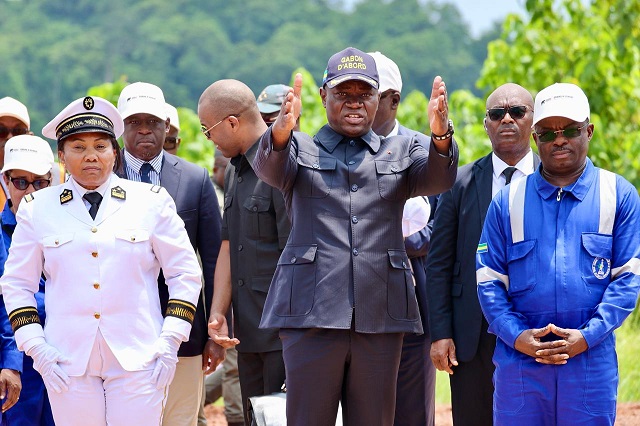Gabon – Souveraineté énergétique et modernisation urbaine: le Chef de l’État engage une première journée dense de travail dans l’Ogooué-Maritime!